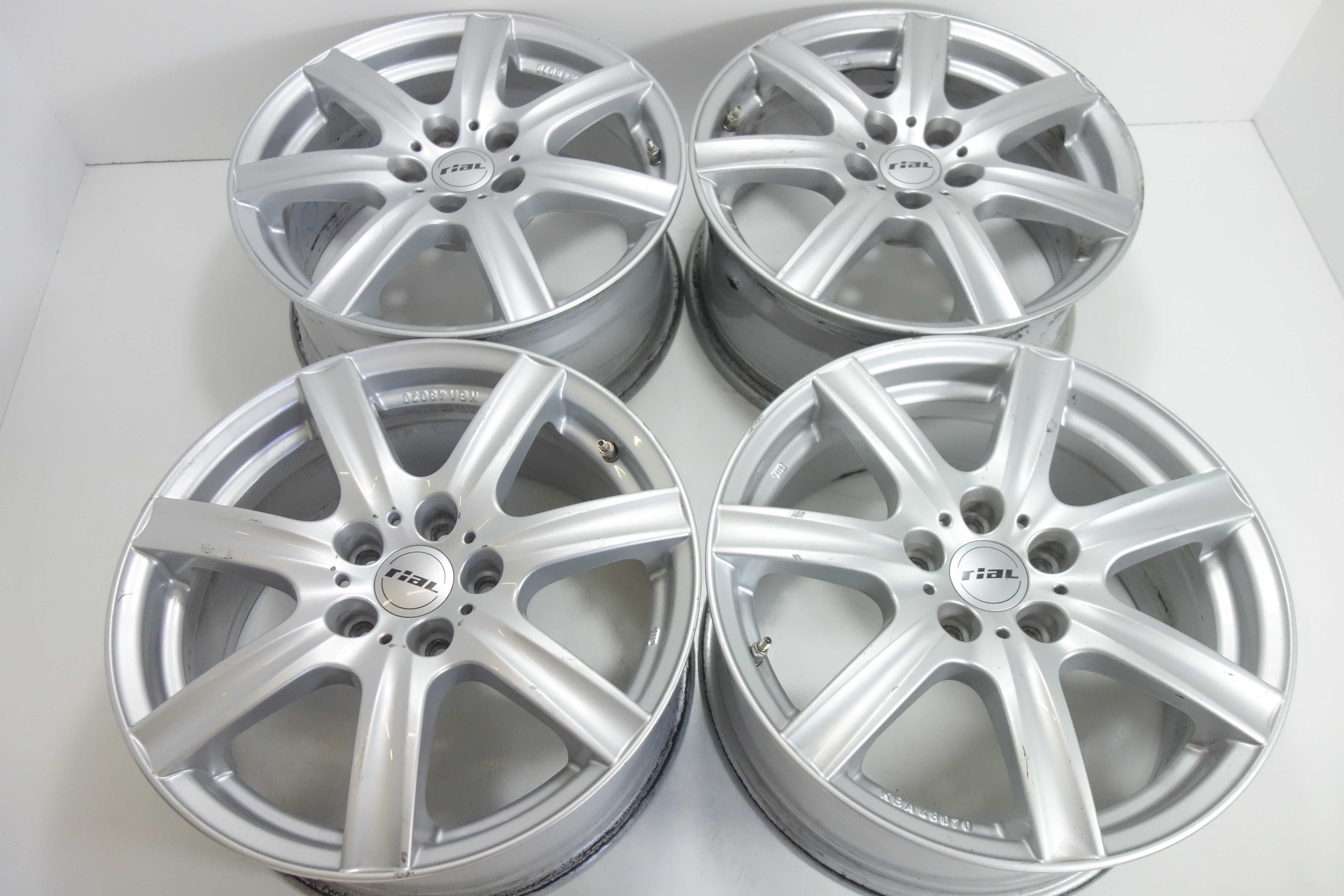Alufelgi 17" 5x112 Audi A4 Seat Leon Skoda Octavia Vw Golf Srebrne 978