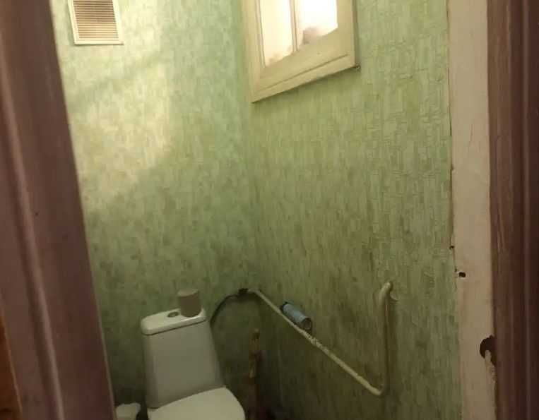 3 кім в ЦЕГЛІ район КАЛИНОВА (716363)