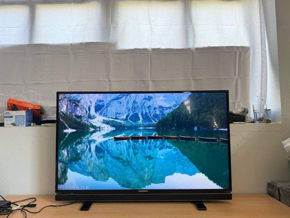 Телевізор Grundig 43” / Full HD / Smart TV / T2