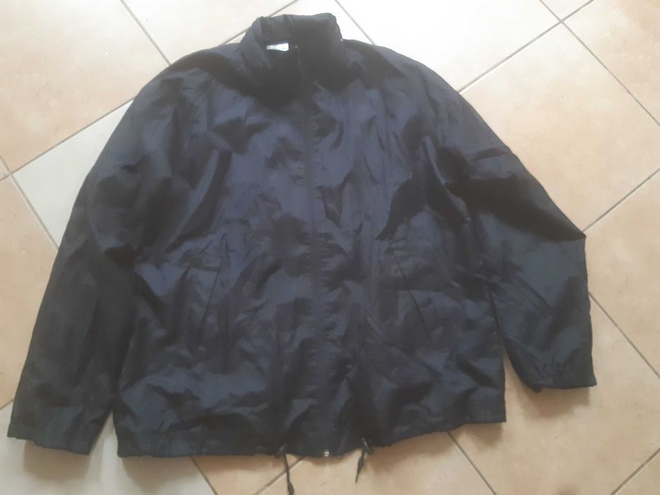 AKTUALNE Krótka lekka kurtka