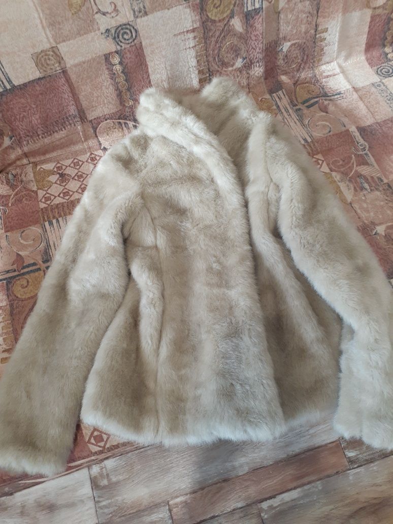 Продам полушубок