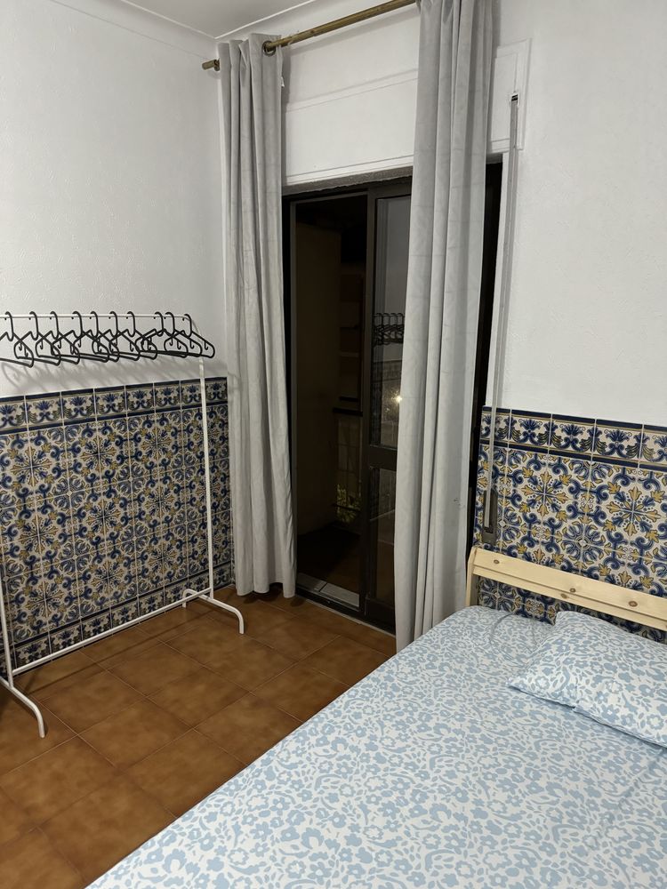 Quarto casal ou solteiro ao pé dos barcos com DESPESAS INCLUIDAS.