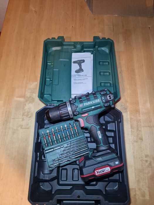 Aparafusadora ParkSide 20V - Nova em Caixa