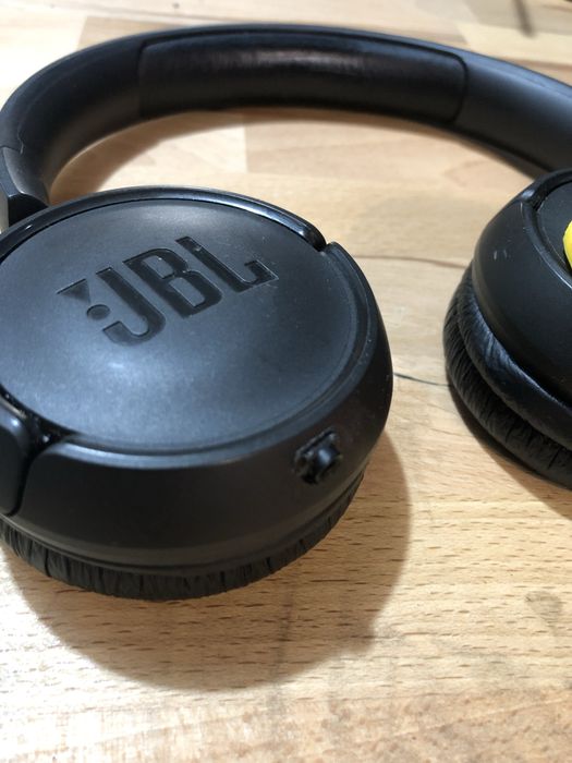 Słuchawki JBL do DEUSA