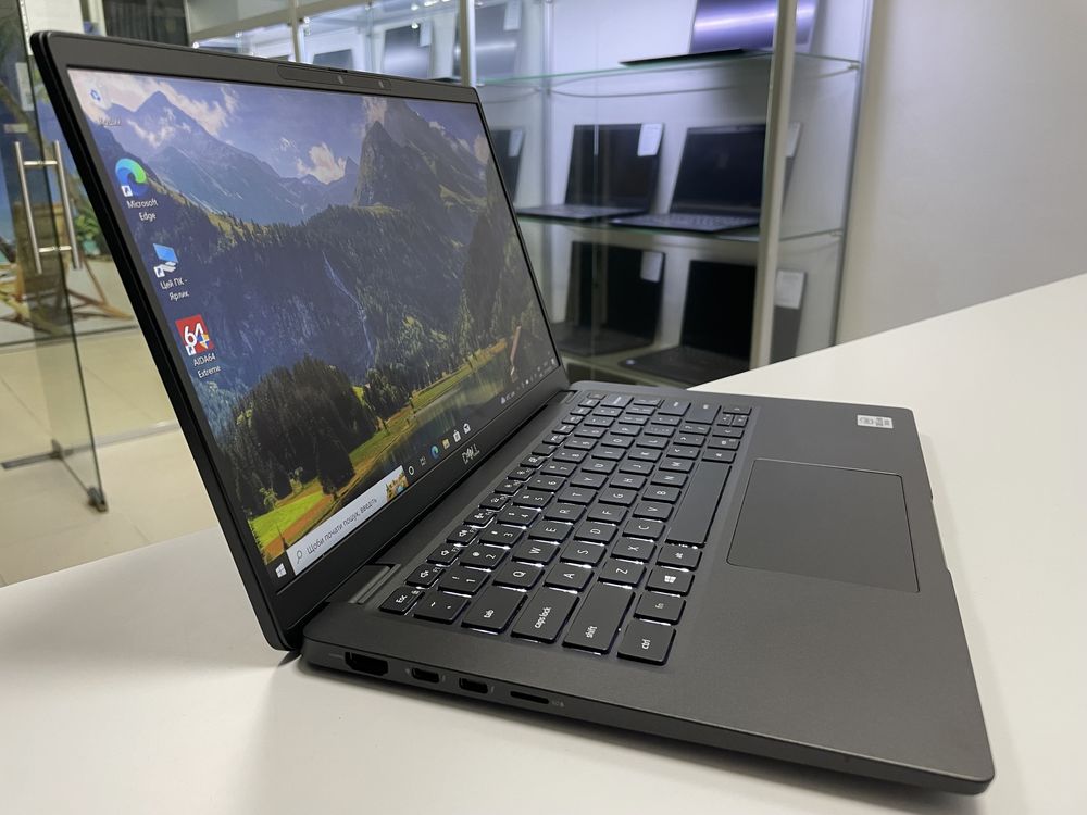 Dell Latitude 7410 14.0 Сенсорний i5-10310U\SSD 256\DDR4 8 GB\FullHD