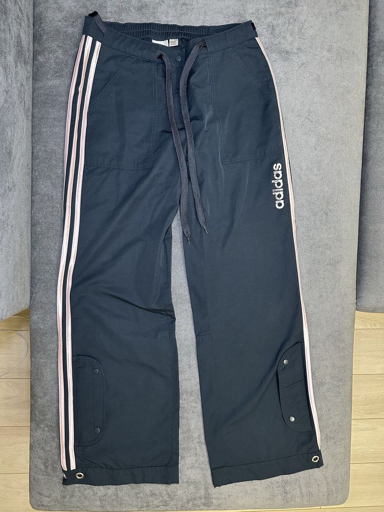 Штани adidas темно-зелені, низька посадка