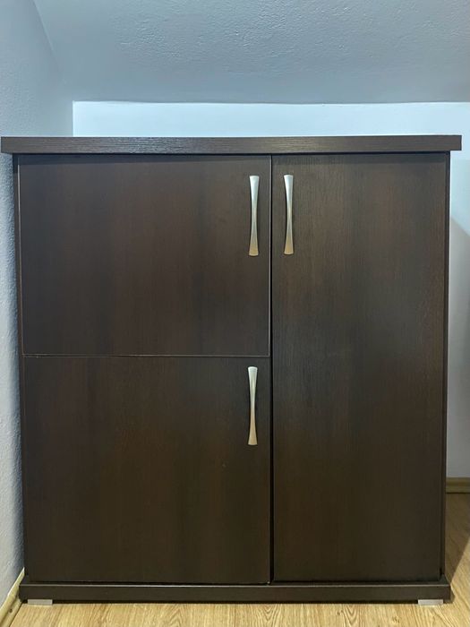 Meble biurowe od stolarza – biurko, komoda, szafka wisząca, wenge