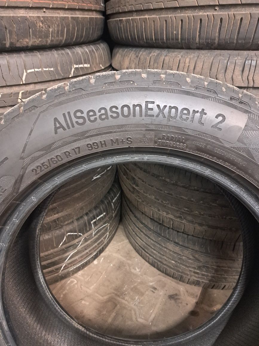 225/60R17 99H Uniroyal Allseasoneexpert 2.