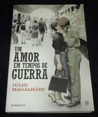 Livro Amor em Tempos de Guerra Júlio Magalhães