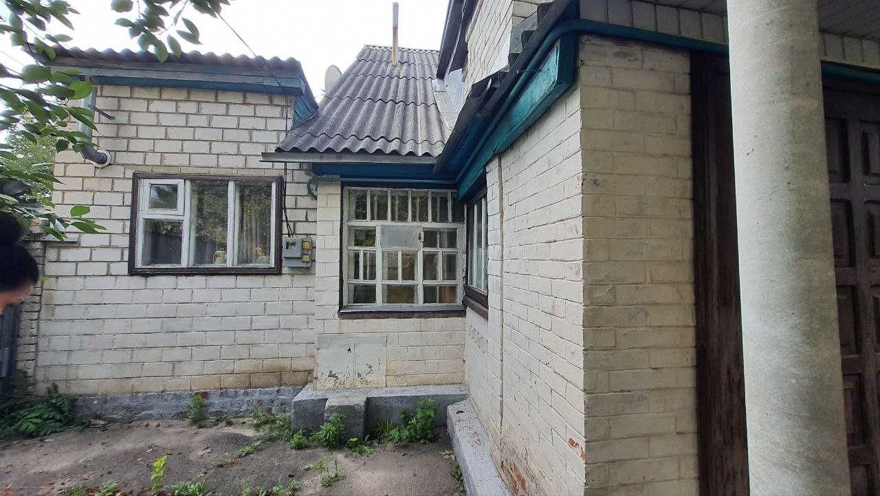 Продам будинок м. Зміїв
