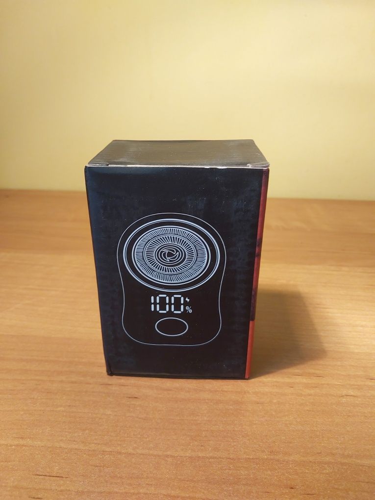 Nowa nieużywana bezprzewodowa golarka z ładowaniem usb