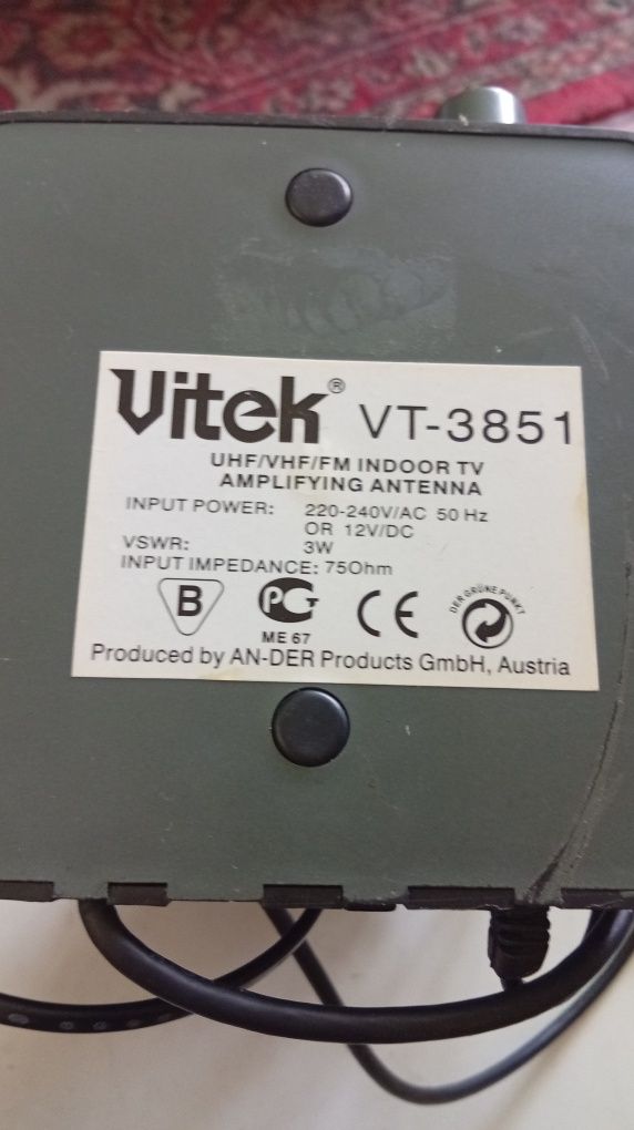 Комнатная антенна Vitek. Б/У.