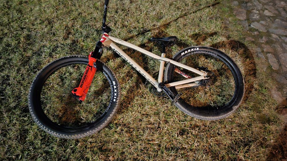 Zamienię Dartmoor 26player Pro Bomber z 22r