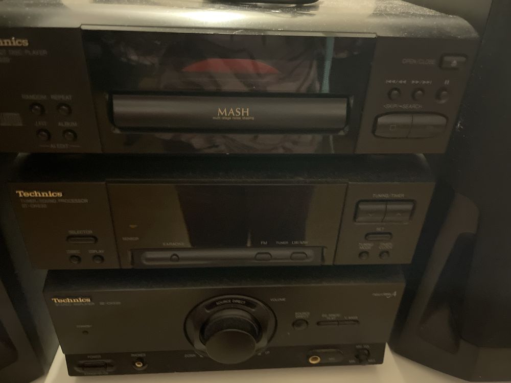 Aparelho de musica CD/rRadiio Tecnics colunas
