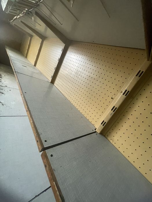 Sprzedam regały sklepowe