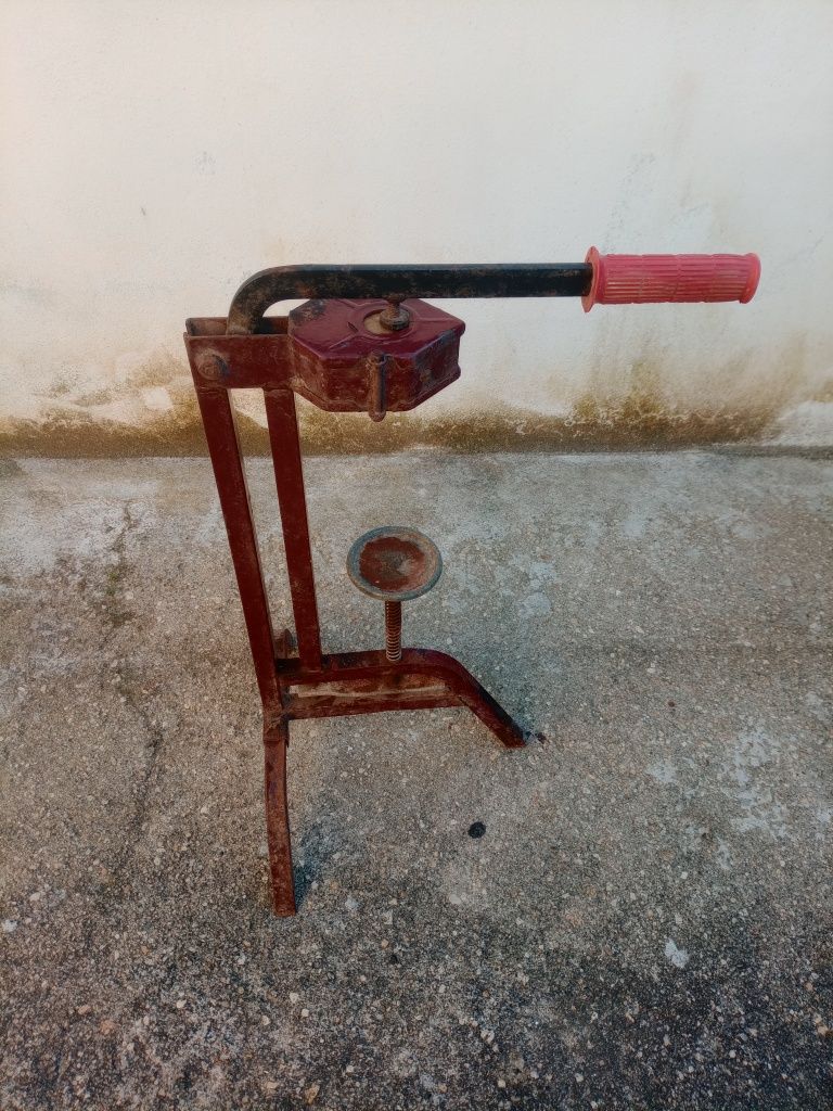 Engarrafador manual