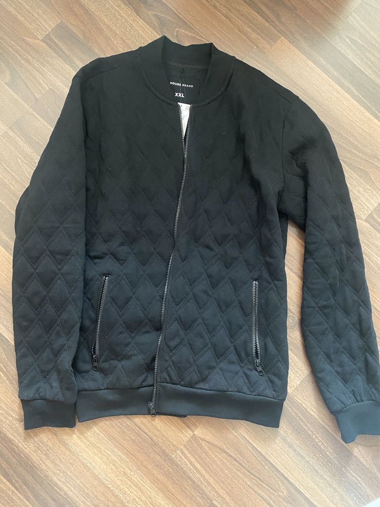 Продам бомбер m-house размер xxl
