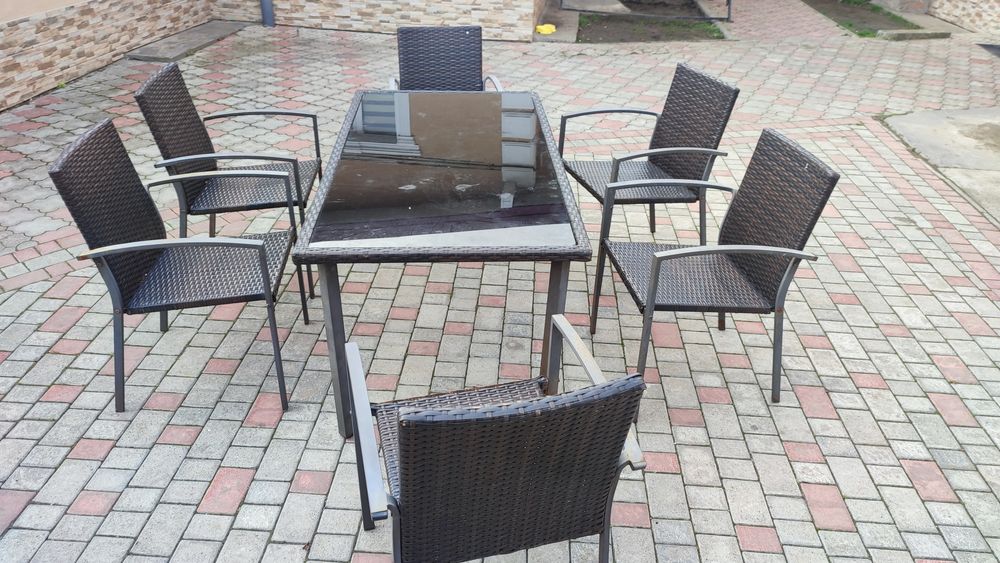 Стіл і крісла для відпочинку,тераси,для саду,6шт і стіл з ротангу.