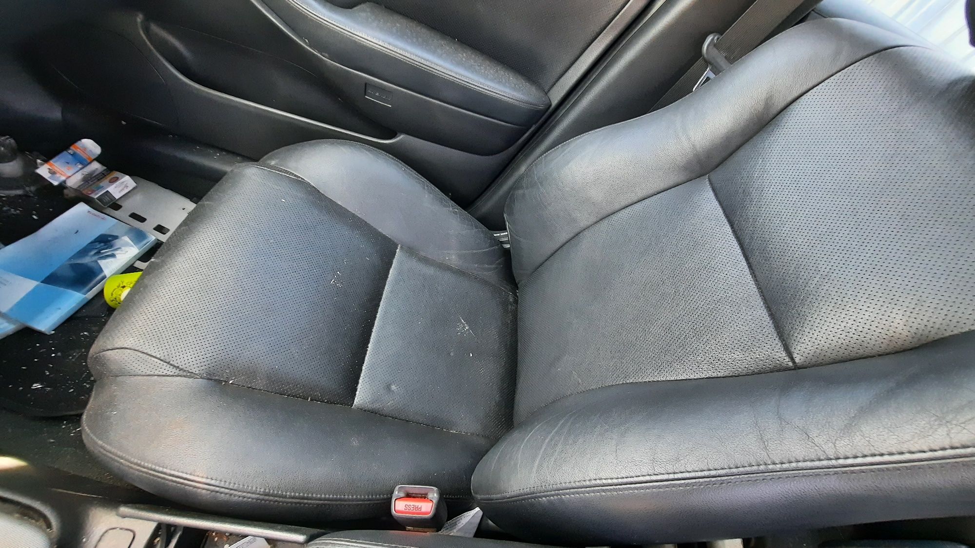 Fotel fotele kanapa Skóra elektryczne komplet kombi Toyota Avensis T25