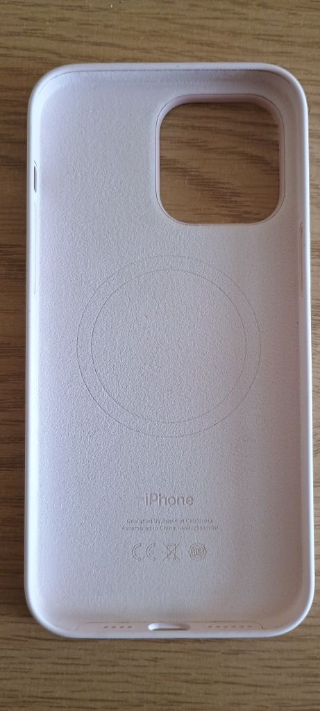 etui iPhone 14 pro max