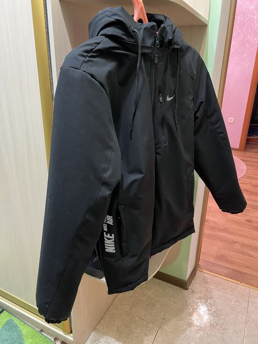 Куртка зимова Nike нова