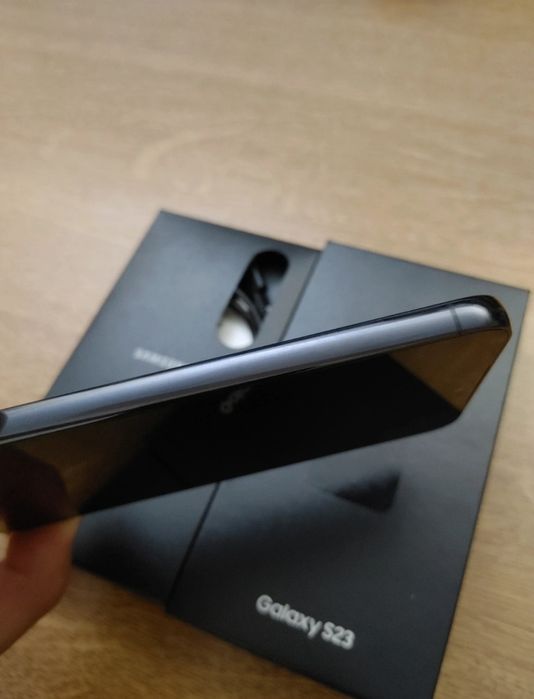 Samsung Galaxy S23 Samsung