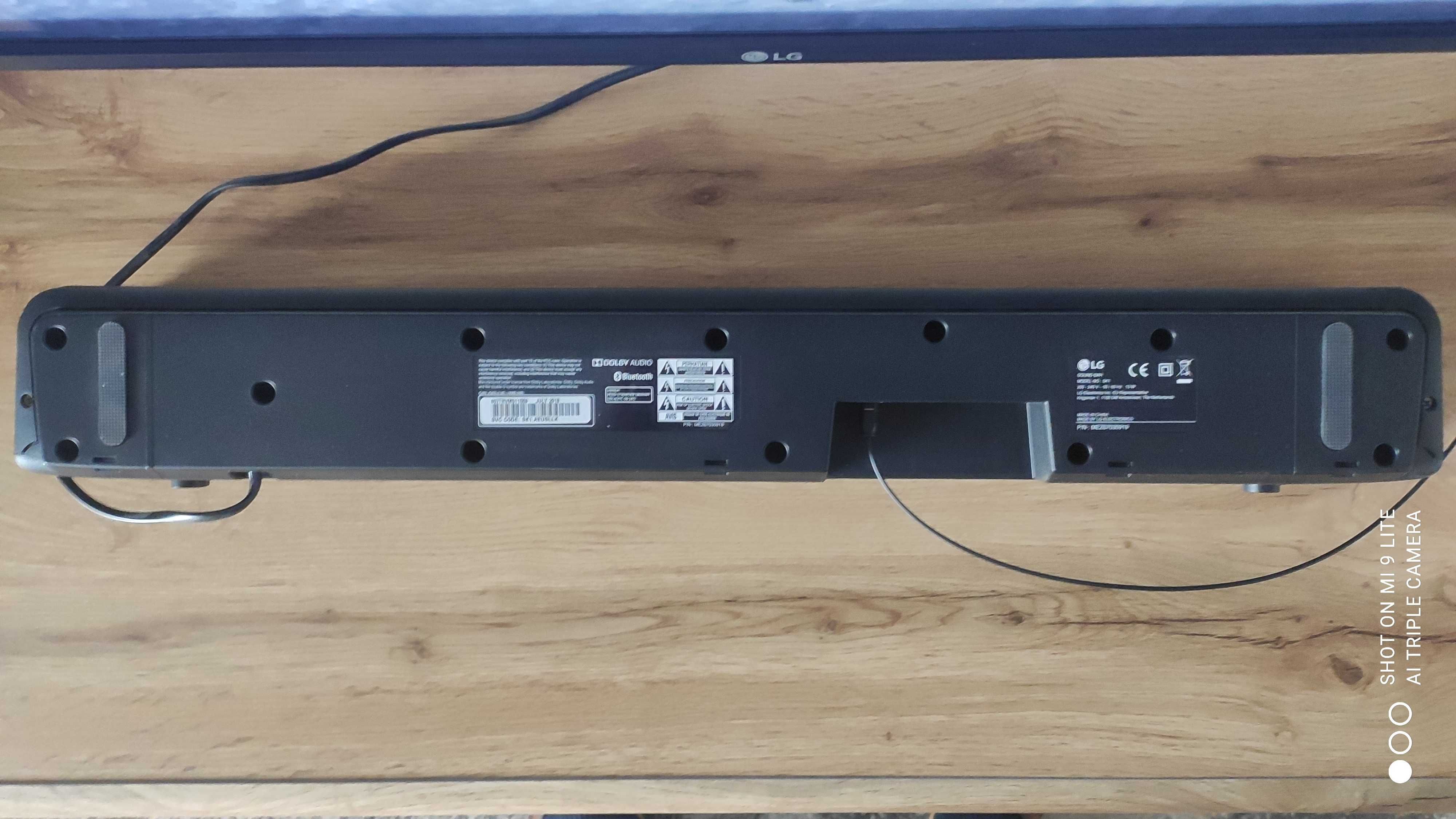 TV LED 47" - LG Cinema 3D Full HD - 47LM620S + LG Soundbar SK1