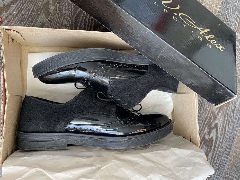 Жіночі оксфорди нат лак+замша р39/25 см устілка (ідеал стан)