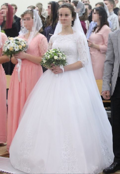 ВЕСІЛЬНЕ ПЛАТТЯ продаж/прокат