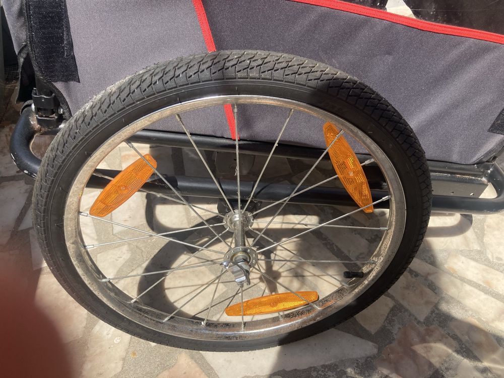 Atrelado de criança para bicicleta