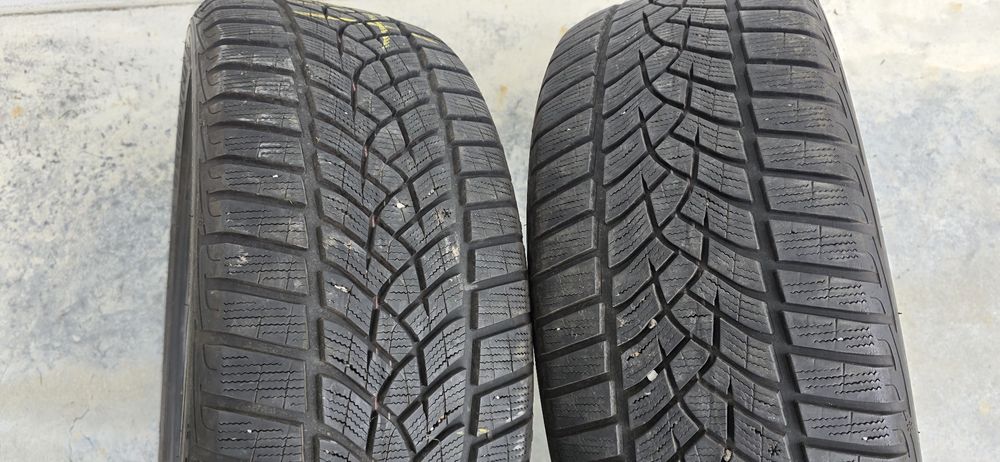 Opony 235 zimowe 45 good year 20  wzmacniane 100