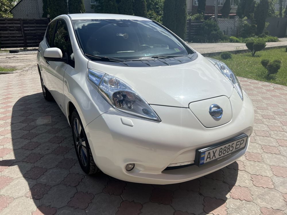 Nissan Leaf 2014 г.в., 24 Кв