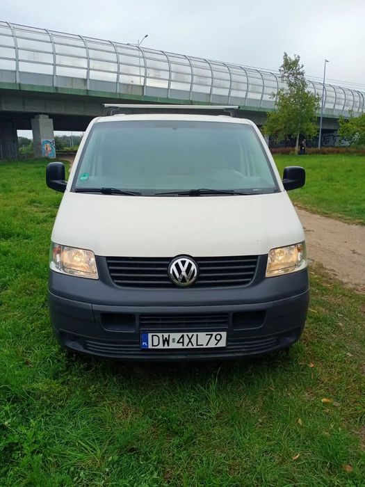 Volkswagen Transporter VW T5 stan techniczny bdb