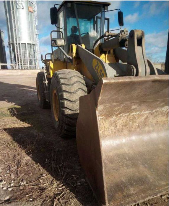 Фронтальний навантажувач XCMG модель ZL50G