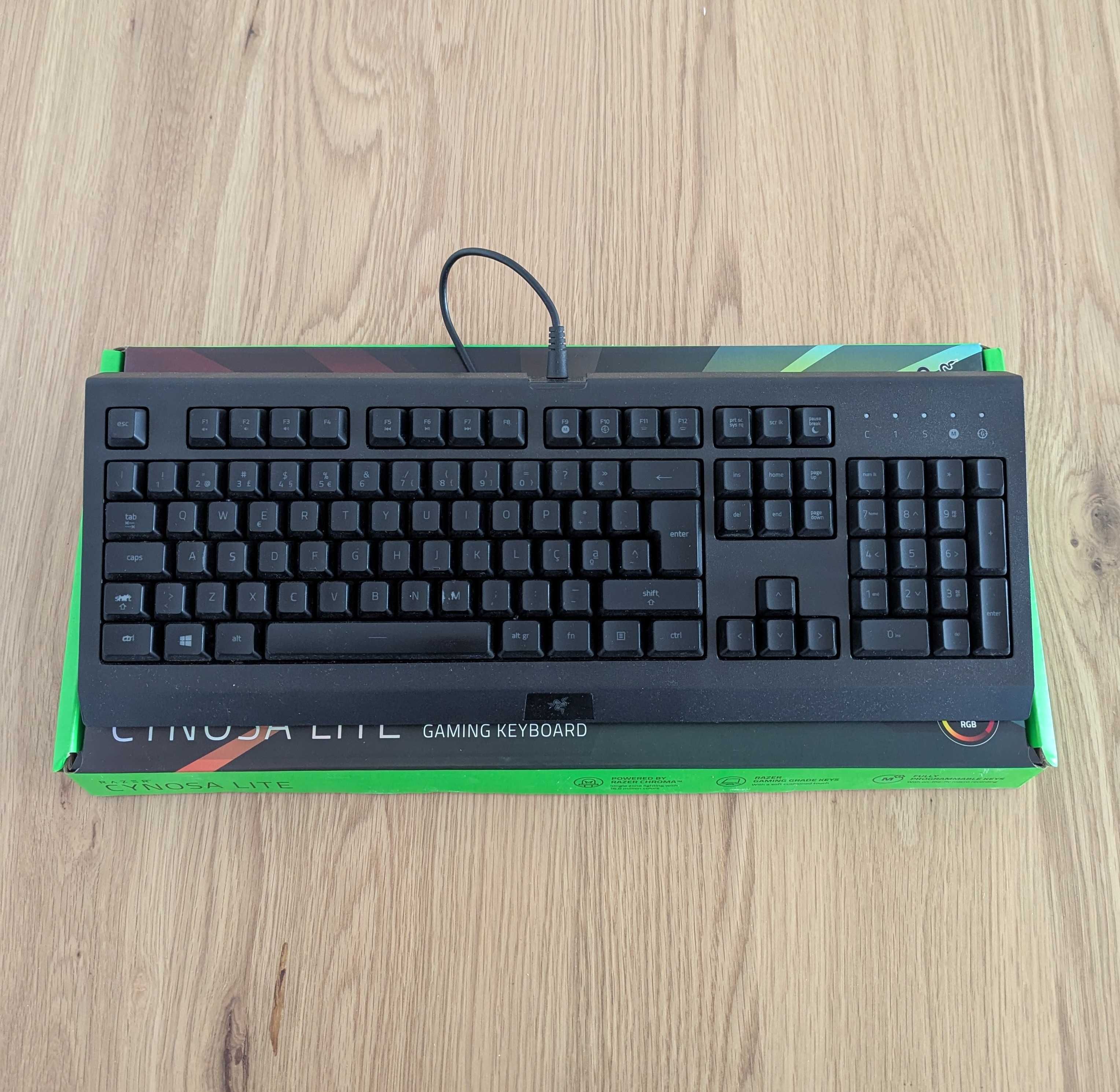 Teclado Razer Cynosa Lite - Gaming Keyboard PT-PT (Usado)