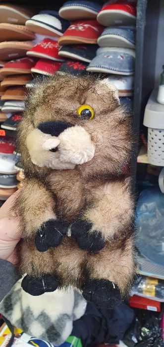 Świstak pluszak na fotokomórkę reaguje na ruch na baterie gwizda