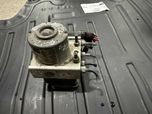 Блок abs opel astra h 13157575