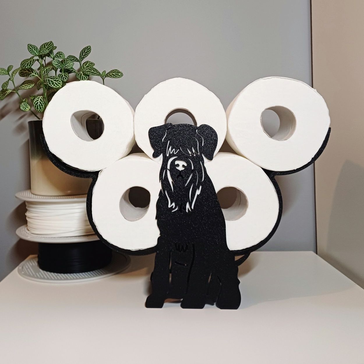 Stojak na papier toaletowy sznaucer z druku 3D