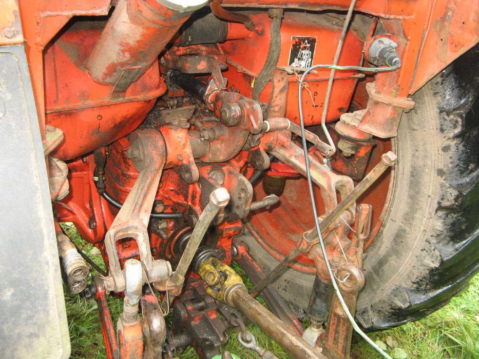 MTZ 82 z niemiec DDR w oryginale 89 r. wszystko sprawne - rozrzutnik