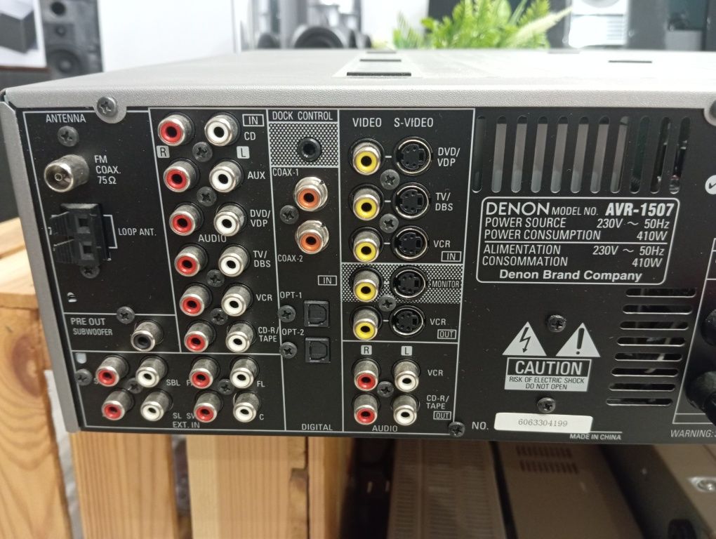 Amplituner Denon AVR-1507 + pilot RC1049