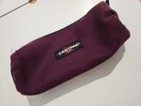 Estojo Eastpak roxo