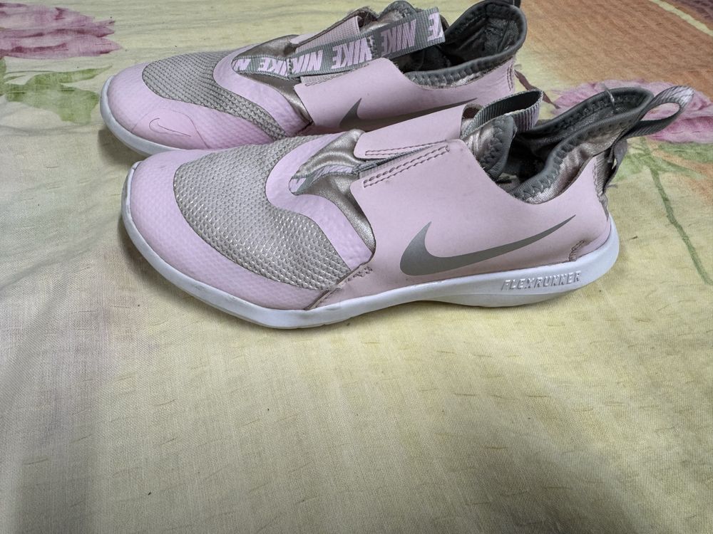 Buty nike dziewczęce