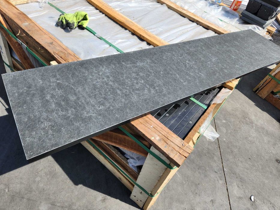 Schody granitowe czarne bazalt black pearl