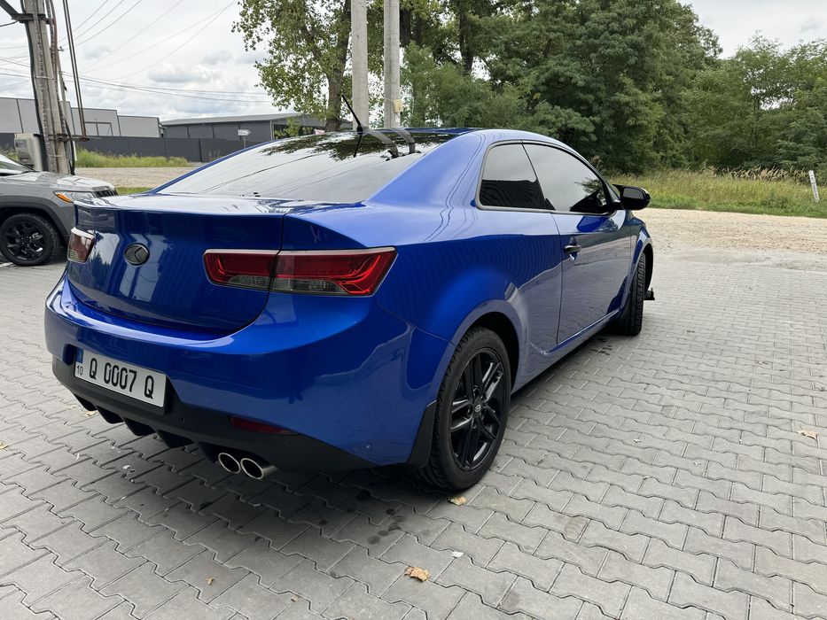 Кіа купе 2.0 автомат газ