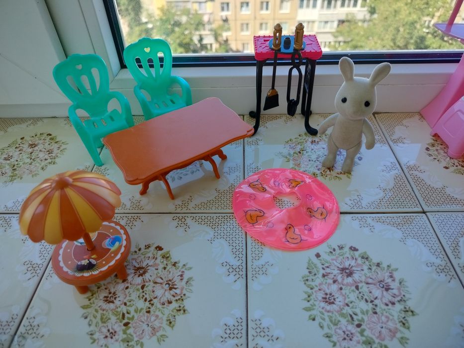 Меблі лялькові різні