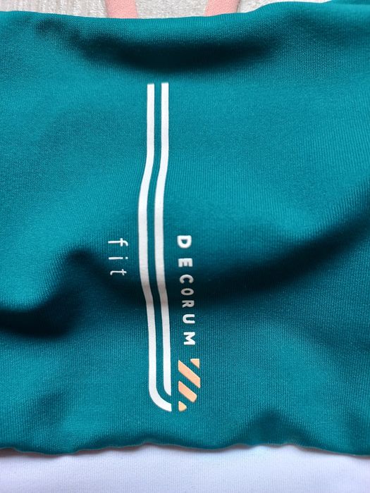 Топ топік для займання спортом від Decorum fit