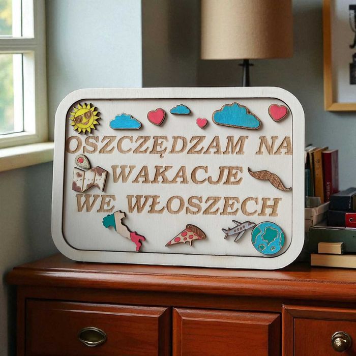 Drewniana Grawerowana Skarbonka Wykreślanka z Celem Oszczędzania