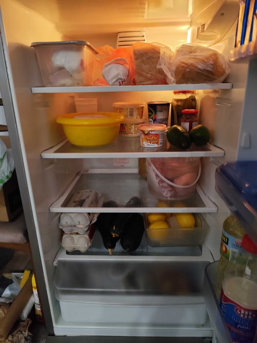 Lodówka  używana  metalicznav