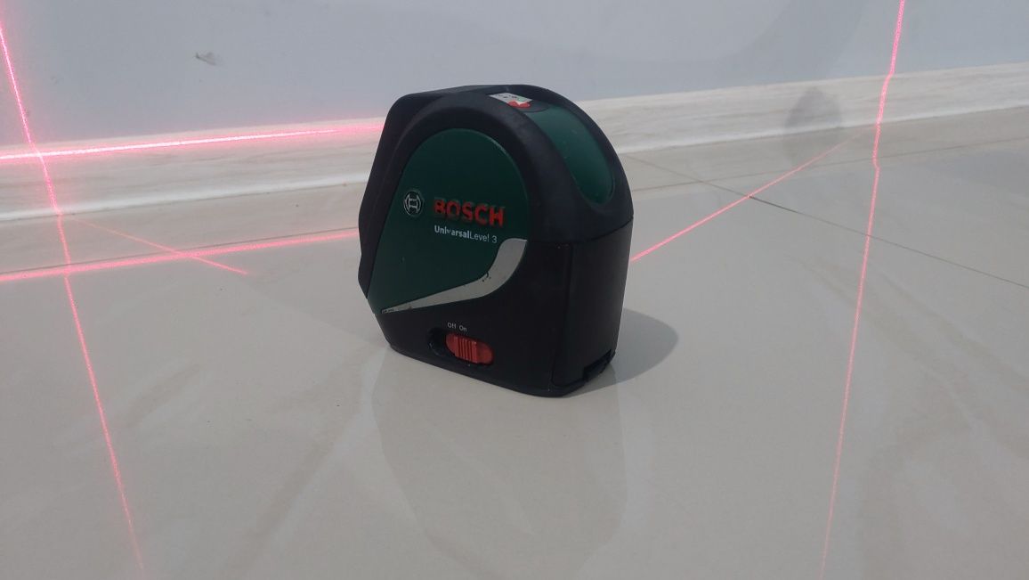 Лазерний нівелір Bosch UniversalLevel 3