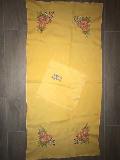 komplet serwetek, lniane z okresu PRL